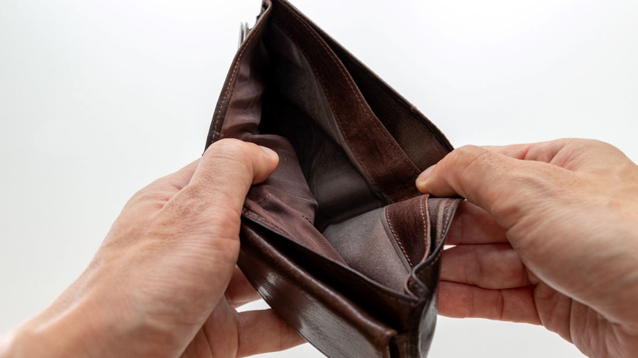 [onderzoek] Miljoenen Nederlanders komen financieel niet uit 